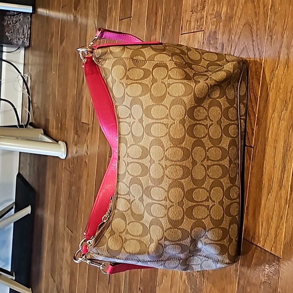 Coach purse - Picture 3 of 6